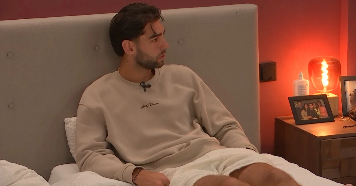 De Bondgenoten: Ricky weet niet of hij Joshlyn kan vertrouwen