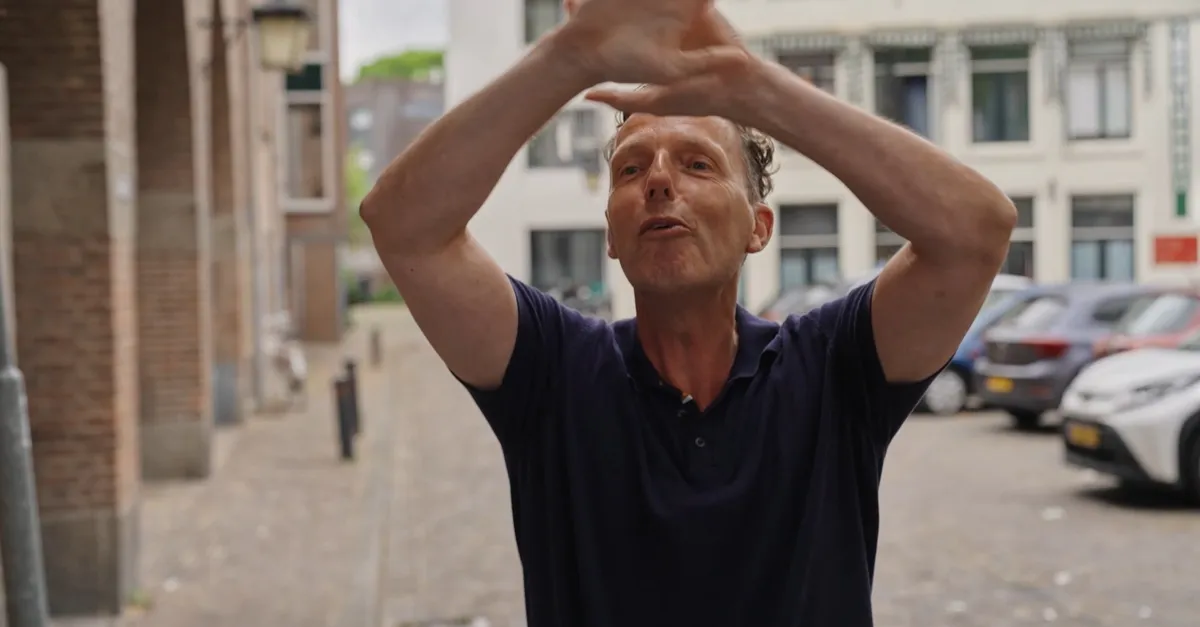 Rob Geus De Hygiënepolitie: Rob Geus ontdekt grote stofwolk in berucht restaurant